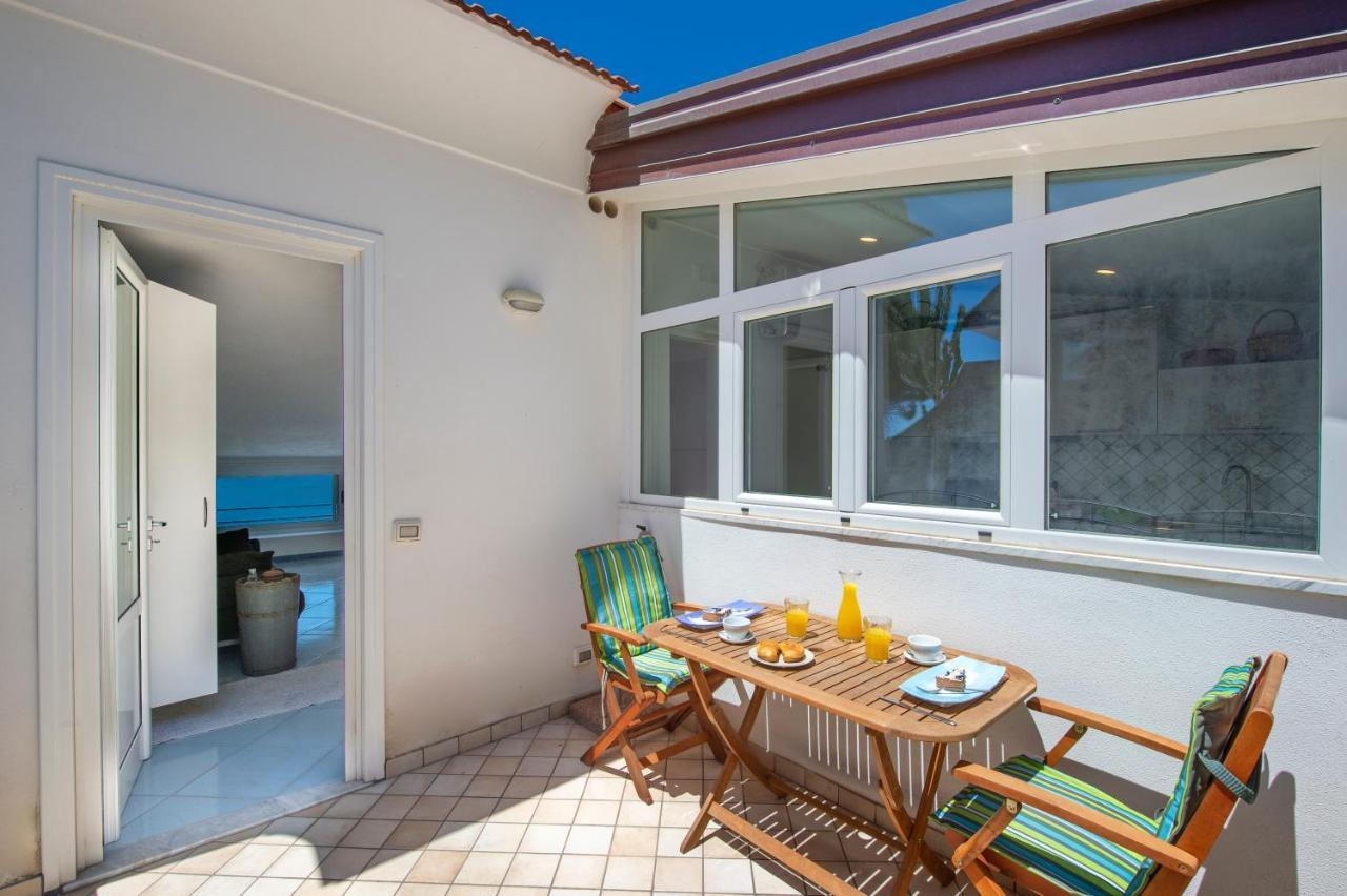 La Mansarda Apartment Praiano Bagian luar foto