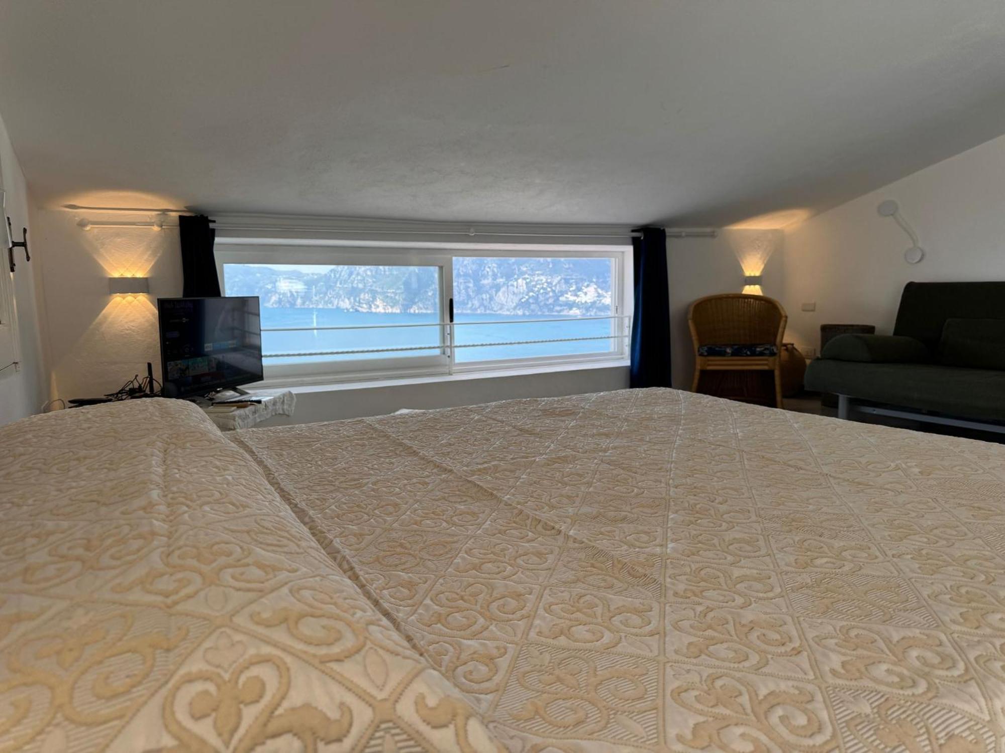 La Mansarda Apartment Praiano Bagian luar foto